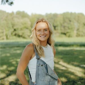 Meet your Posher, Emma